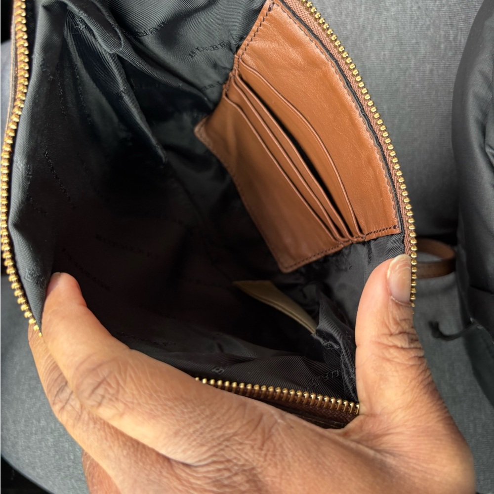 Burberry Black and Brown Leather Wallet - Picture 3 of 8